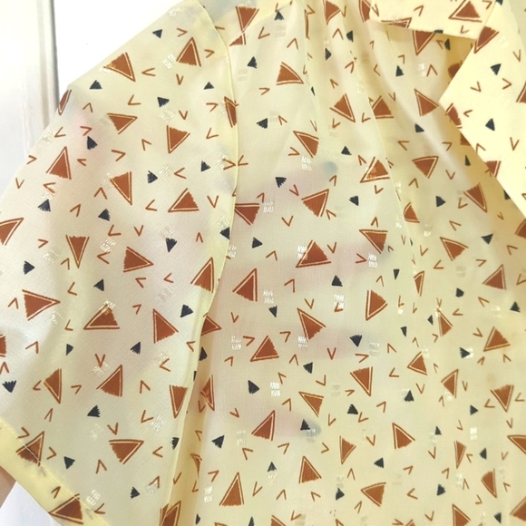 EUC Retro Sheer Button Down - Fun Shapes 80s 90s - Picture 4 of 5